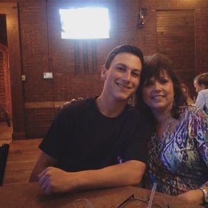 Meet your Posher, Chris